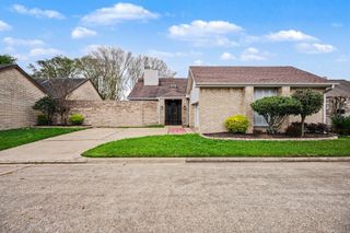 1723 Linfield Way, Houston, TX 77058