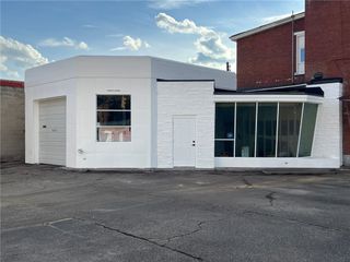 1417 Brighton Rd, Central North Side, PA 15212