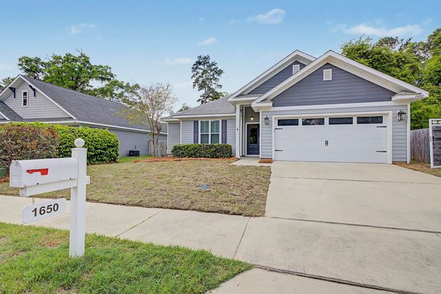 1650 Cottage Rose Lane, Tallahassee, FL 32308