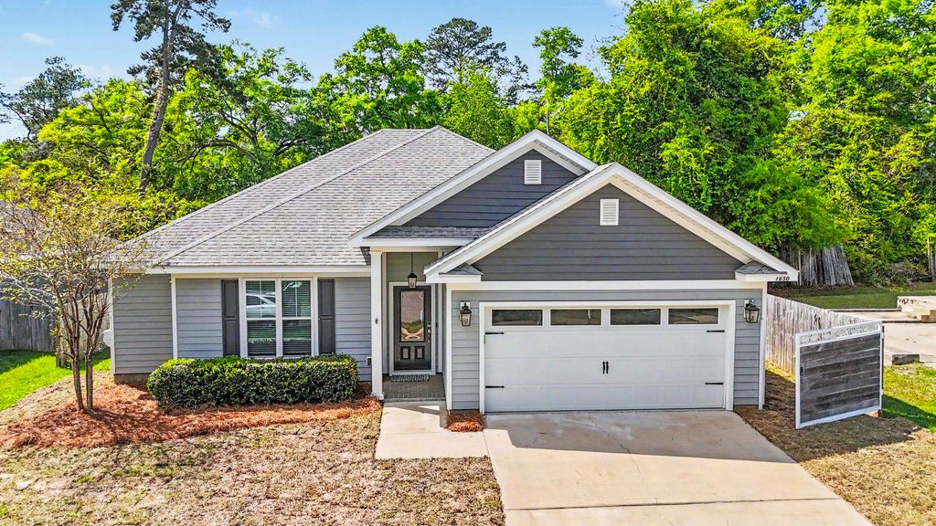 1650 Cottage Rose Lane, Tallahassee, FL 32308