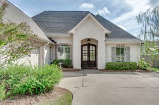 261 Bellamy Court, Flowood, MS 39232