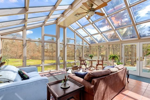 30 S River St, Wellesley, MA 02482