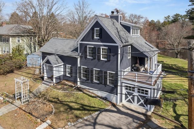 30 S River St, Wellesley, MA 02482