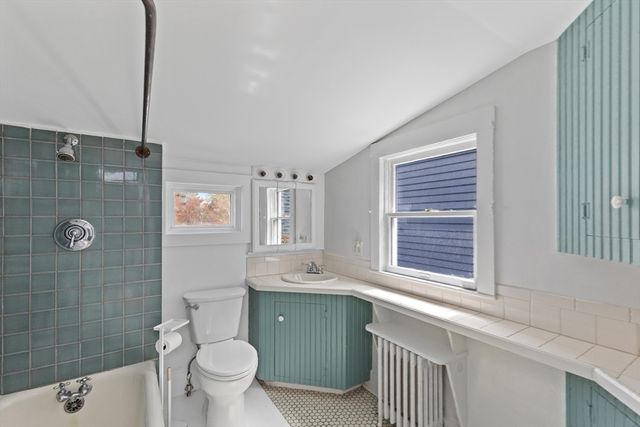 30 S River St, Wellesley, MA 02482