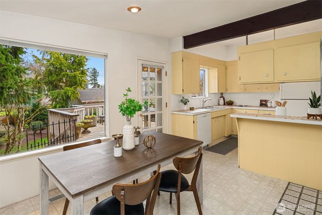 4239 S 185th Street, Seatac, WA 98188