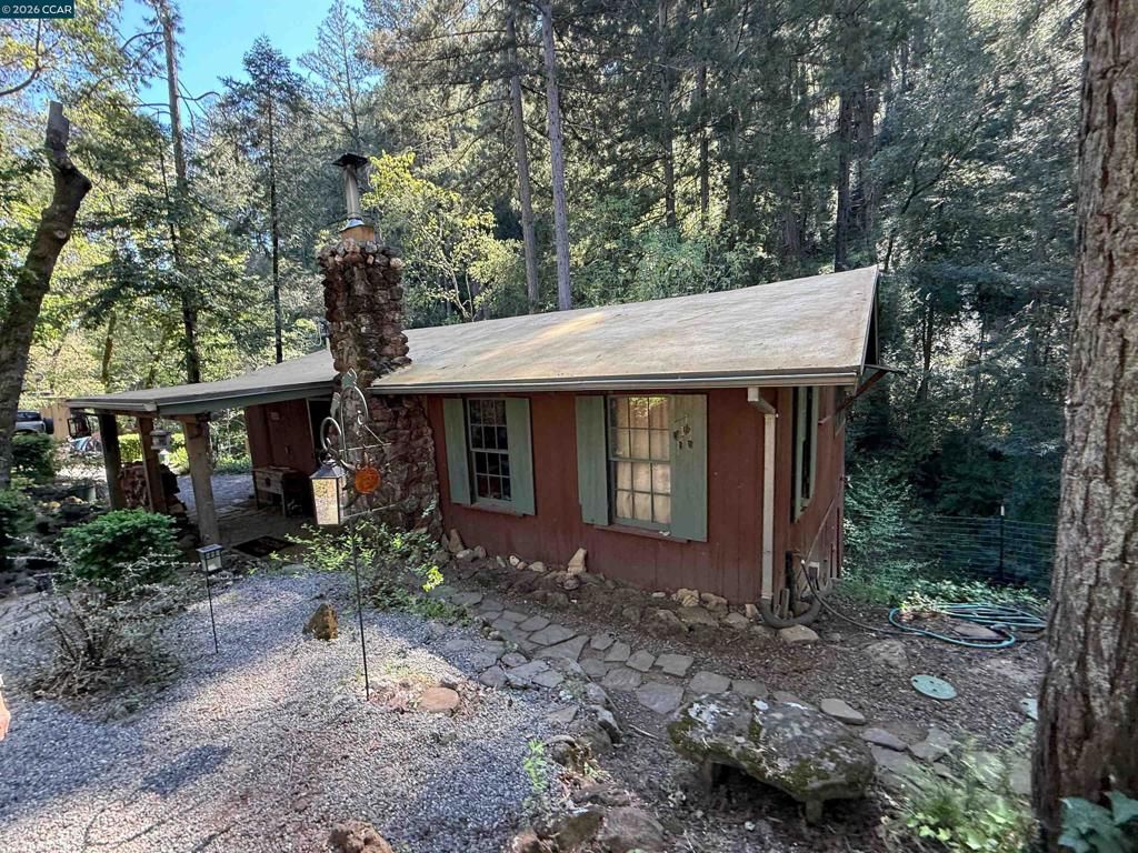 Image 1 of property listing at 5680 Dry Creek Rd, Napa, CA 94558