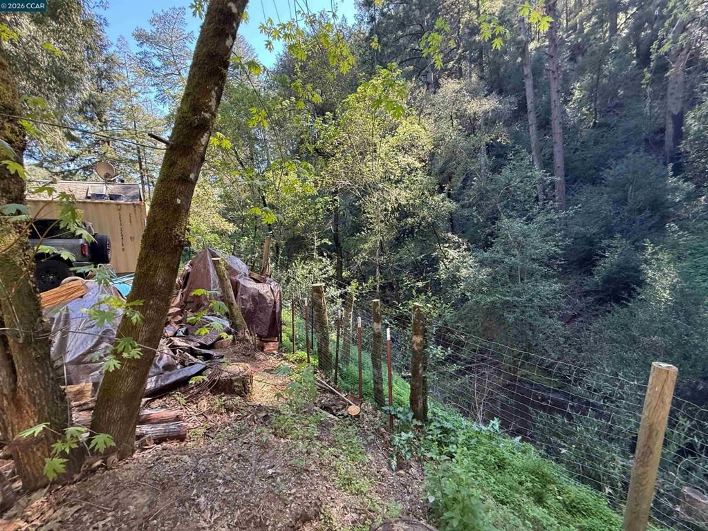 Image 15 of property listing at 5680 Dry Creek Rd, Napa, CA 94558