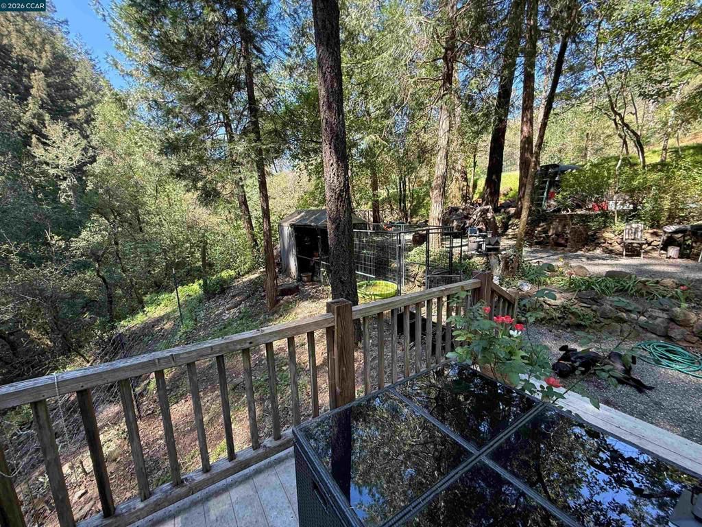 Image 20 of property listing at 5680 Dry Creek Rd, Napa, CA 94558