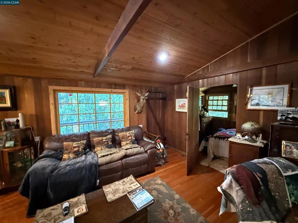 Image 29 of property listing at 5680 Dry Creek Rd, Napa, CA 94558