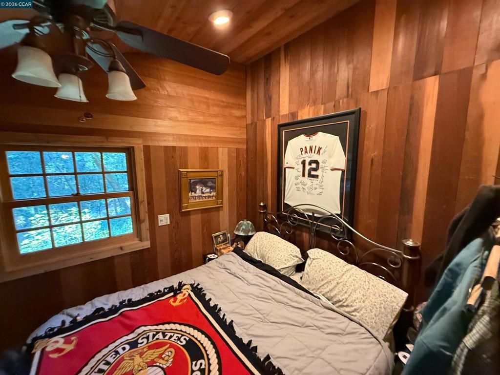 Image 31 of property listing at 5680 Dry Creek Rd, Napa, CA 94558