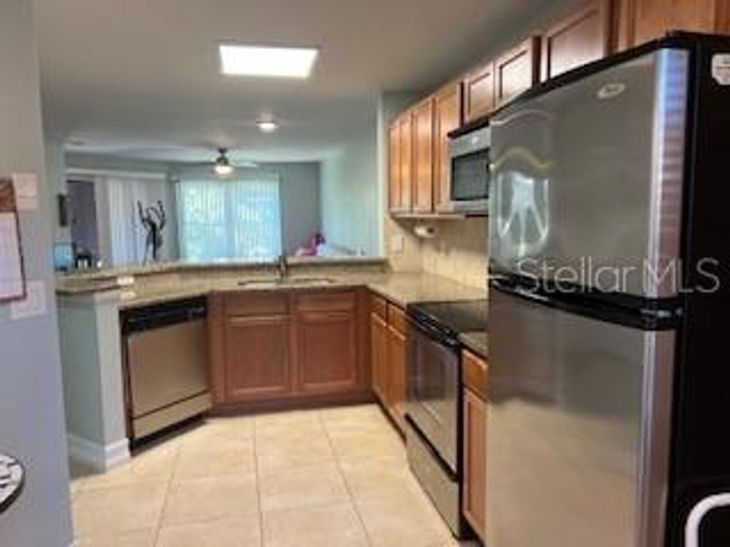 Image 12 of property listing at 7448 SUGAR BEND DRIVE 7448, Orlando, FL 32819