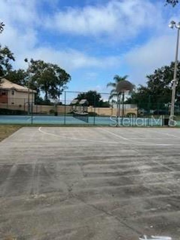 Image 20 of property listing at 7448 SUGAR BEND DRIVE 7448, Orlando, FL 32819