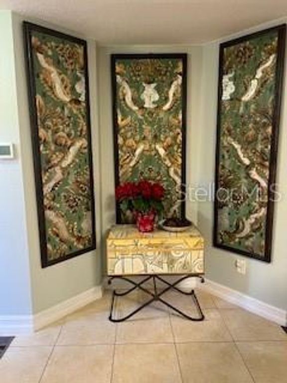 Image 4 of property listing at 7448 SUGAR BEND DRIVE 7448, Orlando, FL 32819