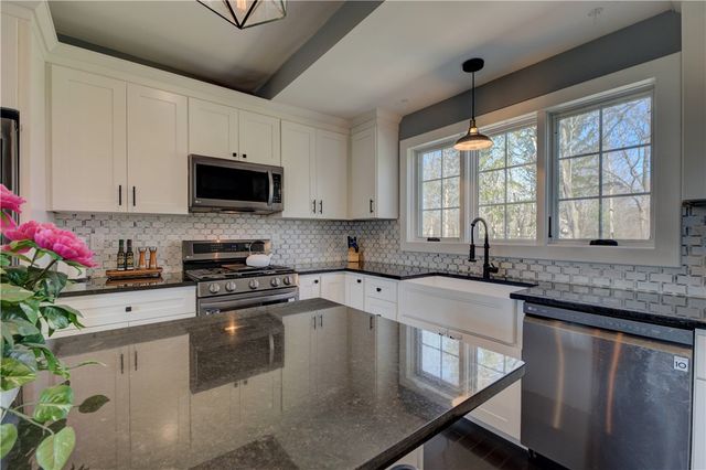 499 Seven Mile Road, Cranston, RI 02831