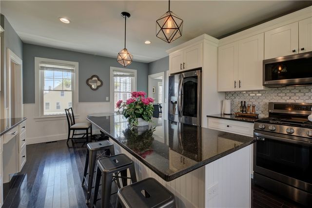 499 Seven Mile Road, Cranston, RI 02831