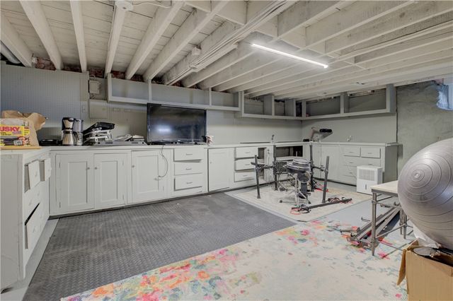 499 Seven Mile Road, Cranston, RI 02831