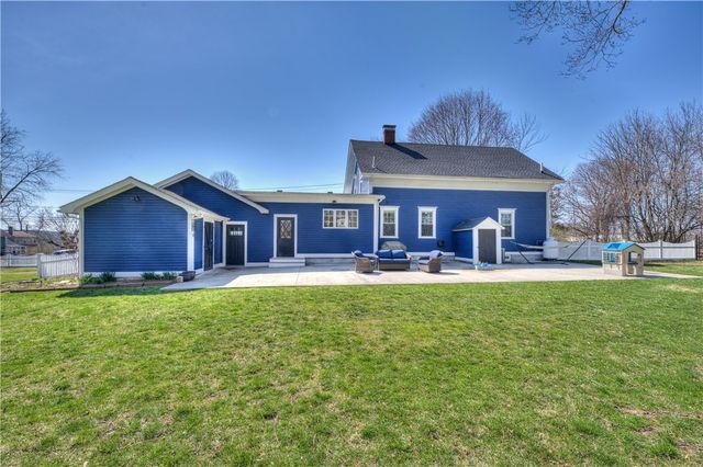 499 Seven Mile Road, Cranston, RI 02831