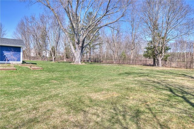 499 Seven Mile Road, Cranston, RI 02831