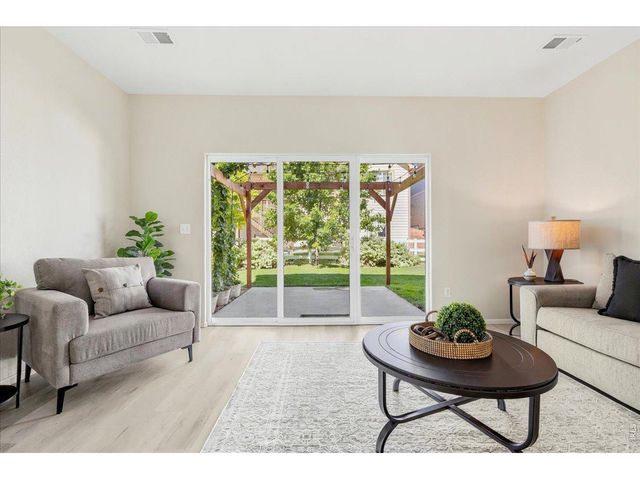2403 Forecastle Dr, Fort Collins, CO 80524