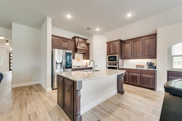 2010 Dundalk Lane, Forney, TX 75126