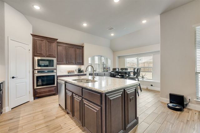 2010 Dundalk Lane, Forney, TX 75126