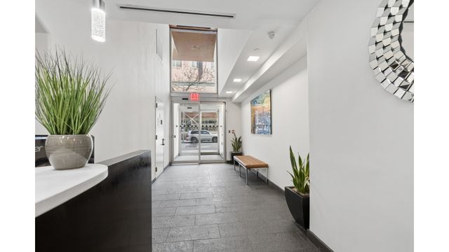 148 E 24th St Apt 10E, New York City, NY 10010