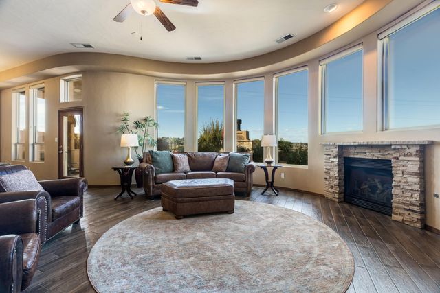 4919 Valle Rio Trail NW, Albuquerque, NM 87120