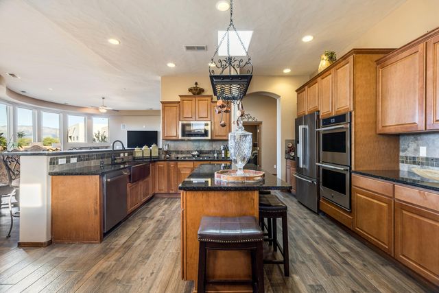 4919 Valle Rio Trail NW, Albuquerque, NM 87120