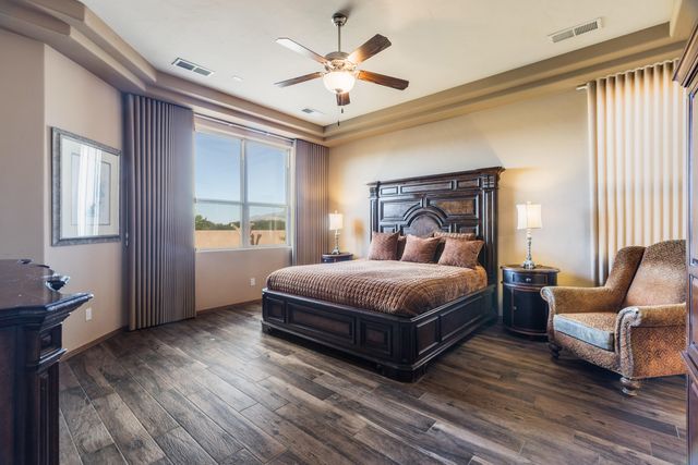 4919 Valle Rio Trail NW, Albuquerque, NM 87120