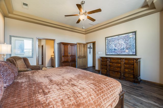 4919 Valle Rio Trail NW, Albuquerque, NM 87120