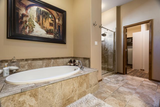 4919 Valle Rio Trail NW, Albuquerque, NM 87120
