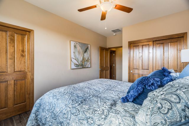 4919 Valle Rio Trail NW, Albuquerque, NM 87120