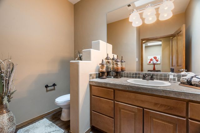 4919 Valle Rio Trail NW, Albuquerque, NM 87120
