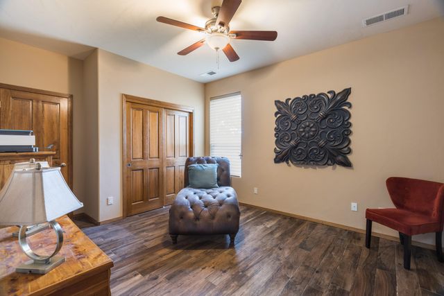 4919 Valle Rio Trail NW, Albuquerque, NM 87120