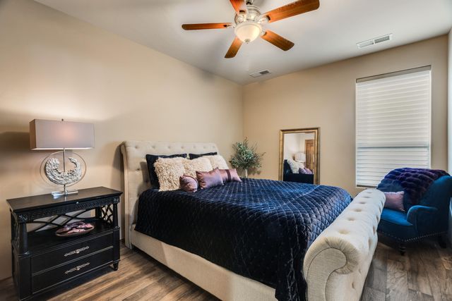 4919 Valle Rio Trail NW, Albuquerque, NM 87120