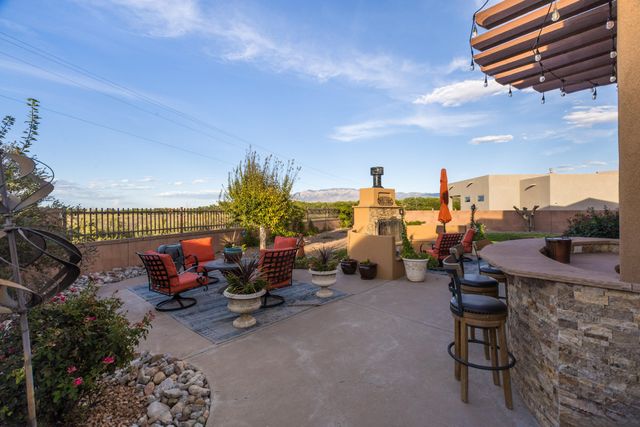 4919 Valle Rio Trail NW, Albuquerque, NM 87120