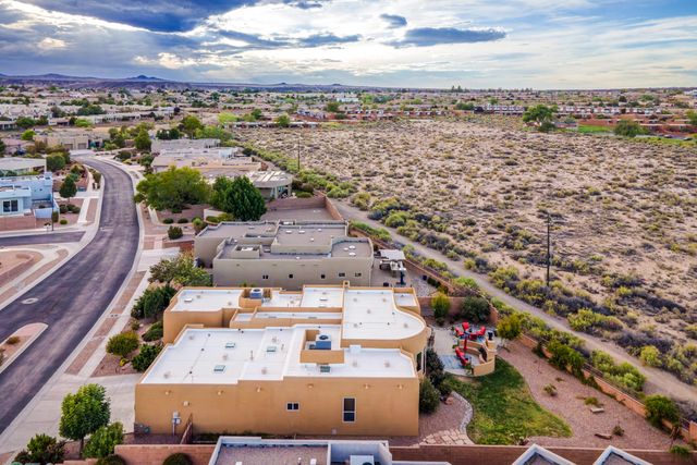 4919 Valle Rio Trail NW, Albuquerque, NM 87120