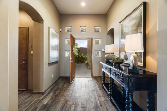 4919 Valle Rio Trail NW, Albuquerque, NM 87120
