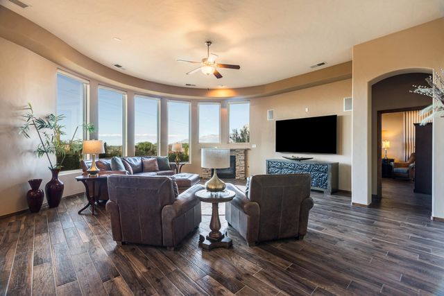 4919 Valle Rio Trail NW, Albuquerque, NM 87120
