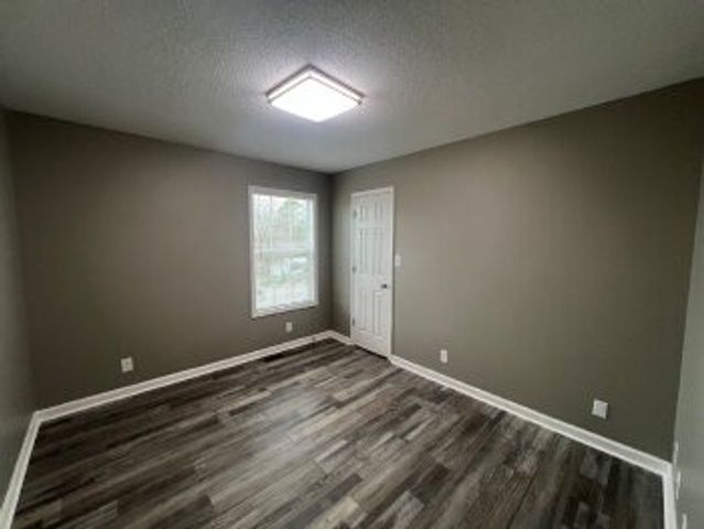 2303 Old Ashland City Rd, Clarksville, TN 37043