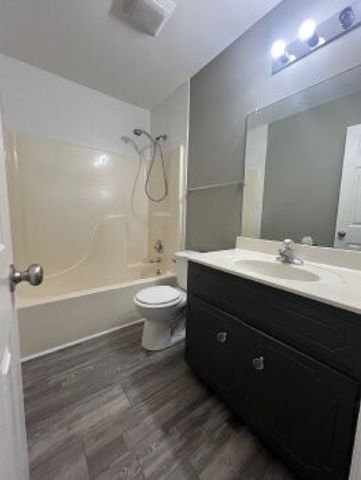 2303 Old Ashland City Rd, Clarksville, TN 37043