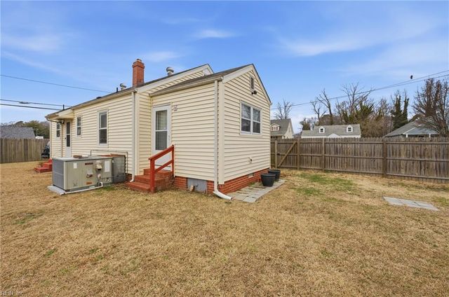 3308 Matoaka RD, Hampton, VA 23661