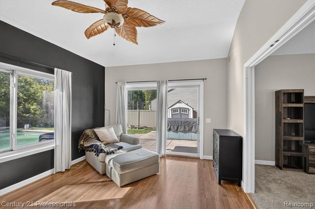 44409 James Court, Canton, MI 48188