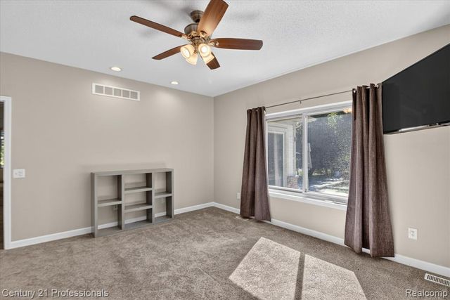44409 James Court, Canton, MI 48188