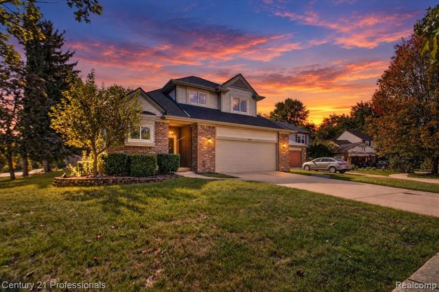 44409 James Court, Canton, MI 48188