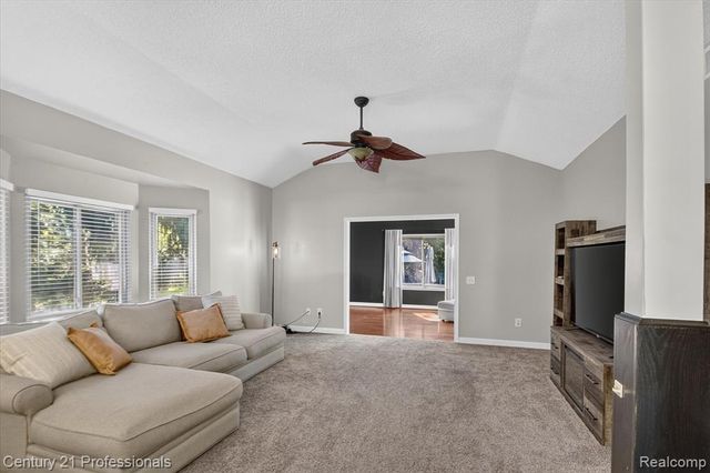44409 James Court, Canton, MI 48188