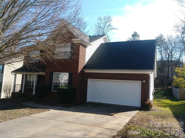 12029 Stone Forest Drive, Pineville, NC 28134