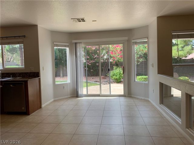 294 POWERBILT Avenue, Las Vegas, NV 89148