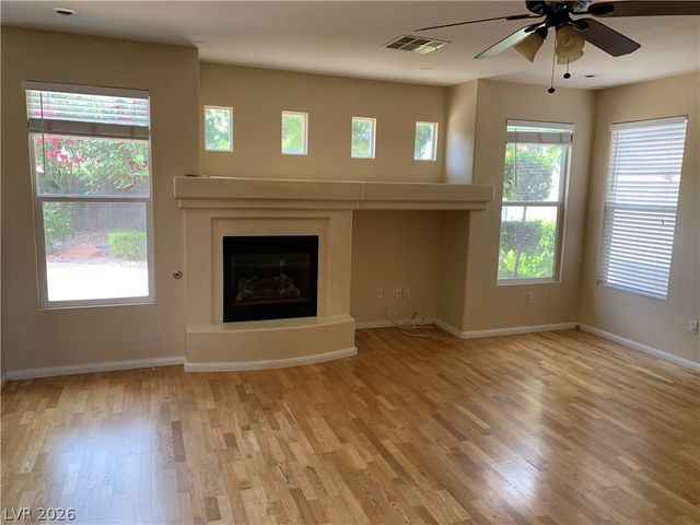 294 POWERBILT Avenue, Las Vegas, NV 89148