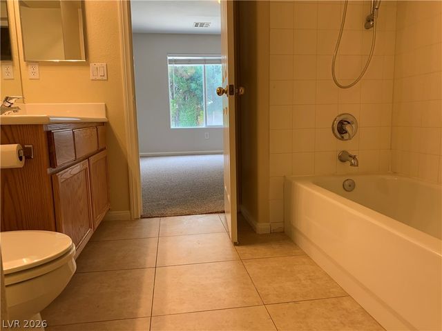 294 POWERBILT Avenue, Las Vegas, NV 89148